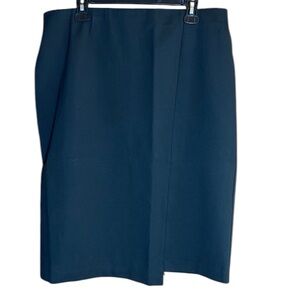 J Jill Pointe Classic Black Skirt. Zip hem for
Professional Look/Sexy Evening Lk